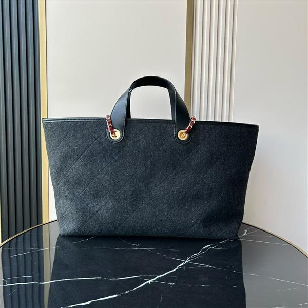 2026127214759237 900